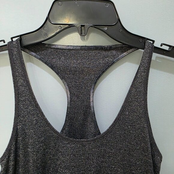 Lululemon Striped Tank + Lululemon Grey Racerback Tank Bundle – Stretchy - Picture 9 of 13